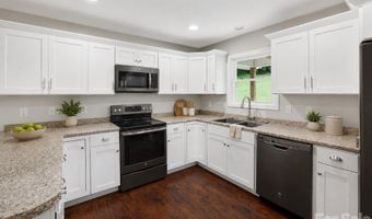 611 Pole Creasman Rd, Asheville, NC 28806