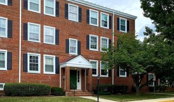 2852 S BUCHANAN St #B2, Arlington, VA 22206