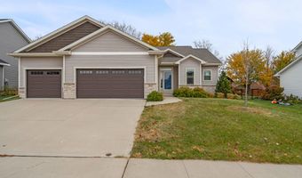 902 Wilder St, Ames, IA 50014