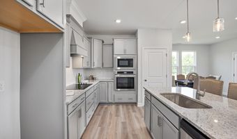 428 Brighton Way, Aberdeen, NC 28387