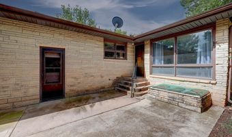 424 W Birch Ave, Arkansas City, KS 67005