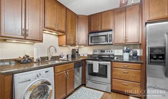 218 Elk Hill Dr 1, Banner Elk, NC 28604