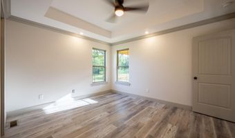 405 Lumpkin Dr, Batesville, AR 72501