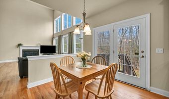 284 Northington Dr, Avon, CT 06001