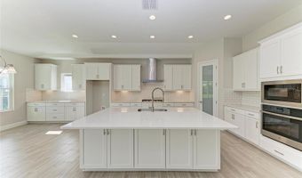 6139 GOLDEN BEACH Dr, Apollo Beach, FL 33572