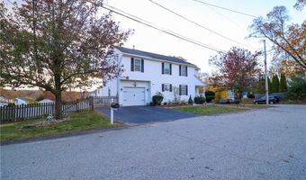 5 Edgewood Ave, Cumberland, RI 02864