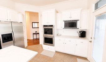 11001 Shoreline Dr, Baton Rouge, LA 70809