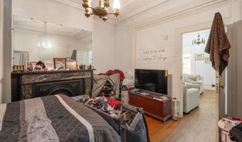 128 Hamilton St, Albany, NY 12207