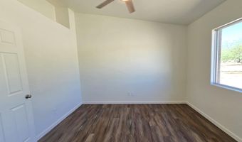 1211 E Desert Sky Ln, Benson, AZ 85602