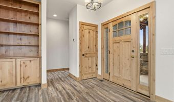 10 Bellflower Ct, Blanchard, ID 83804