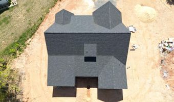 16 Somerset Dr, Appomattox, VA 24522