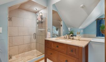724 Columbia, Algonac, MI 48001