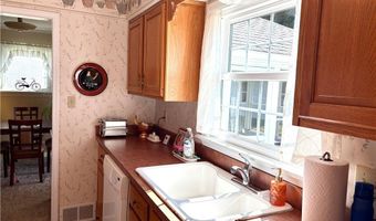 6301 Hiram Ave, Ashtabula, OH 44004