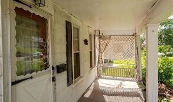 1134 Atchison St, Atchison, KS 66002