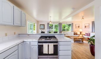 87-3476 MAMALAHOA Hwy, Captain Cook, HI 96704