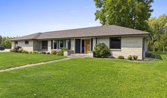 325 W GREENFIELD Ave, Algoma, WI 54201