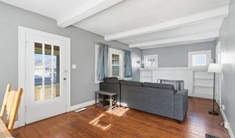 81 N 8th Ave, Beech Grove, IN 46107