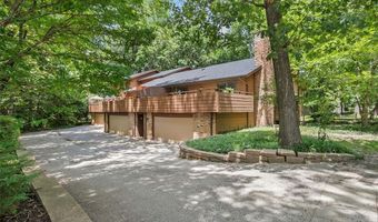 1529 Autumn Leaf Dr, Ballwin, MO 63021