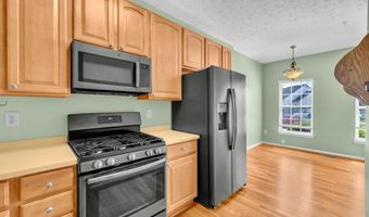 5033 WOODS LINE Dr 17, Aberdeen, MD 21001