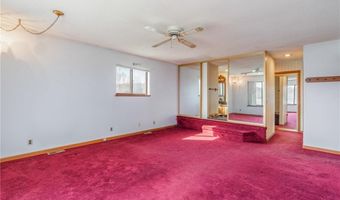 150 Yacht Club Cir, Altamont, MO 64640