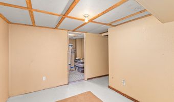 1427 Mattern Ave, Des Moines, IA 50316