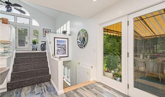 48 Wright Ln, Jamestown, RI 02835