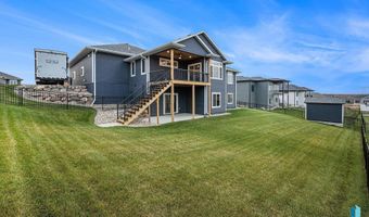1604 W River Bend St, Brandon, SD 57005