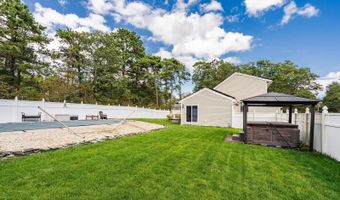 322 Veterans Blvd, Bayville, NJ 08721