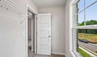 80 Chickadee Ct, Auburn, GA 30011