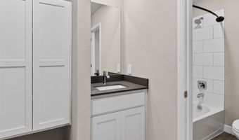1604 Forest Park Dr, Alvarado, TX 76009