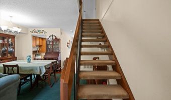 1637 NW MIDLAKE Ln, Beaverton, OR 97006