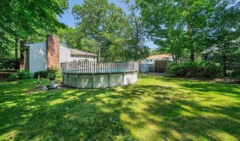 133 Russell Ln, Abington, MA 02351