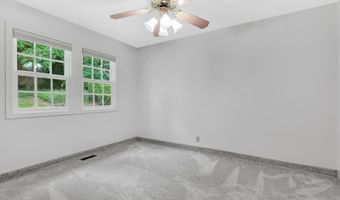 3543 HARRISON Dr, Astoria, OR 97103