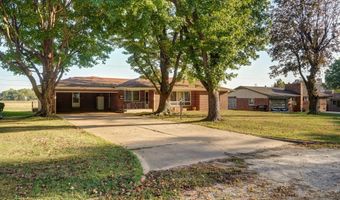 811 W Pleasant, Aurora, MO 65605