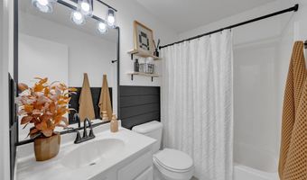 1001 9th Avenue Pl SE, Altoona, IA 50009