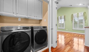 43032 LA RIVA Dr, Ashburn, VA 20148