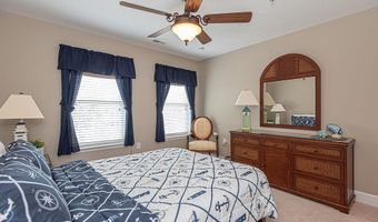 10900 HOLYSTONE Ln 301, Berlin, MD 21811