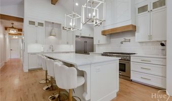 410 Milledge Cir, Athens, GA 30606