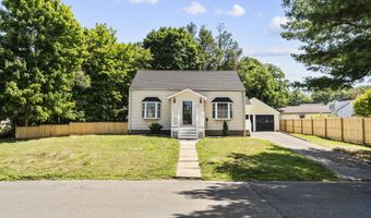 110 Minturn Rd, Bridgeport, CT 06606