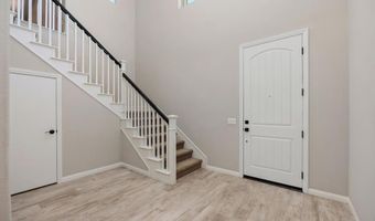7945 Lusardi Creek Ln, San Diego, CA 92127