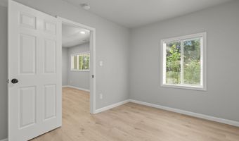6937 Lady Smith Ave, Anderson, CA 96007