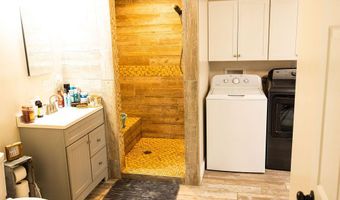 29 Left Fork Bear Track Rd, Beattyville, KY 41311