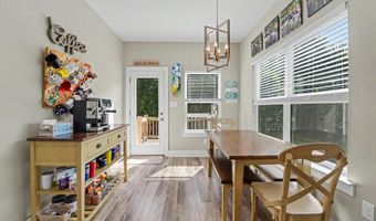 5114 Oak St, Bay St. Louis, MS 39520