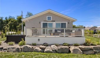 17 Goose Island Rd, Narragansett, RI 02882