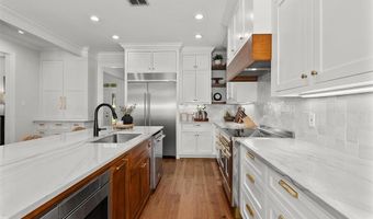 3215 Cypress Village Dr, Benton, LA 71006