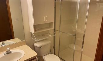 2445 Mulberry Ct, Ann Arbor, MI 48104