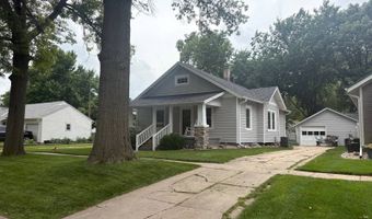 917 9th St, Aurora, NE 68818