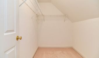 12 Braeburn Ln 12, Ashland, MA 01721