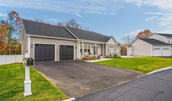46 Lilyana Way, Cranston, RI 02920