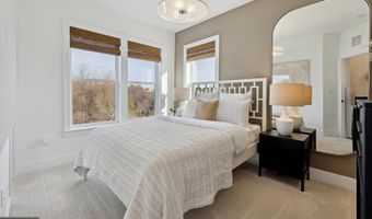 2062 HENSON NORRIS St, Rockville, MD 20850